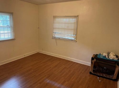 1076 Donnelly Ave, Atlanta GA 30310-3353 exterior