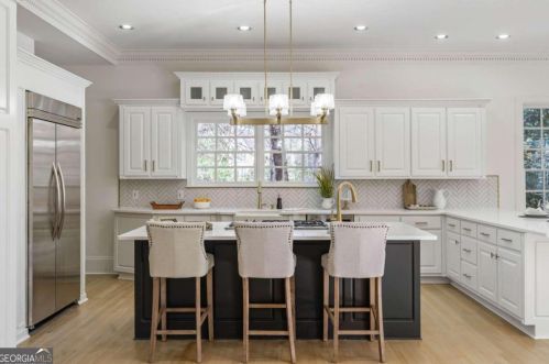 700 Brookwoods Trce, Atlanta GA 30342-2473 exterior