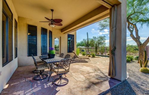 23014 52nd St, Phoenix AZ  85054-7203 exterior