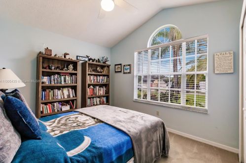 972 Haas Ave, Fort Pierce FL  34953-5611 exterior