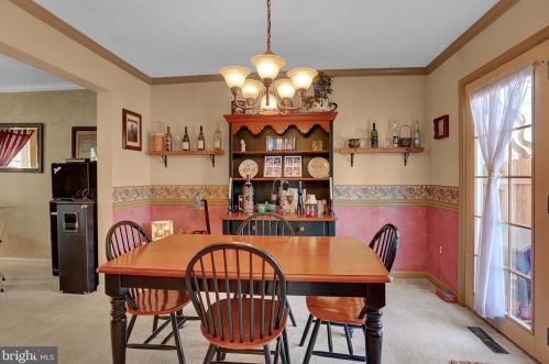 141 Pheasant Run Ln, Hanover PA 17331-9186 exterior