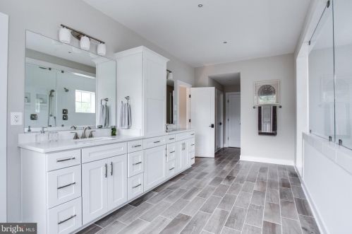 1978 Kirby Rd, Mc Lean VA 22101-5326 exterior