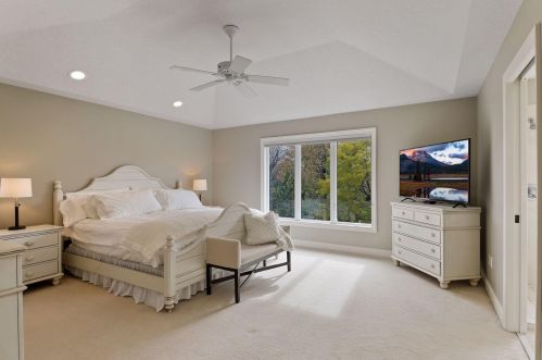 3544 Crestmoor Dr, Saint Paul MN 55125-5028 exterior