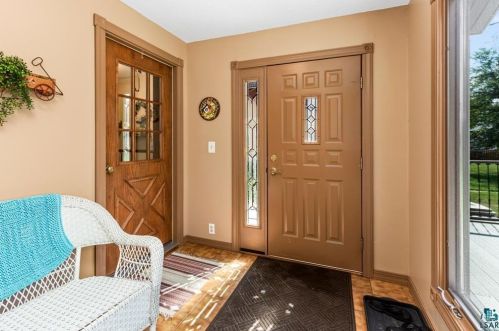 1037 84 Ave, Duluth MN 55808-1404 exterior