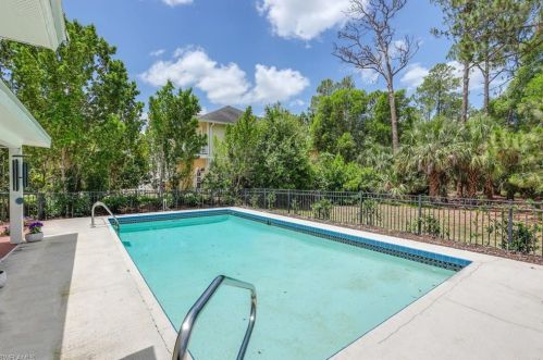 3221 68 St, Naples FL 34105-7225 exterior