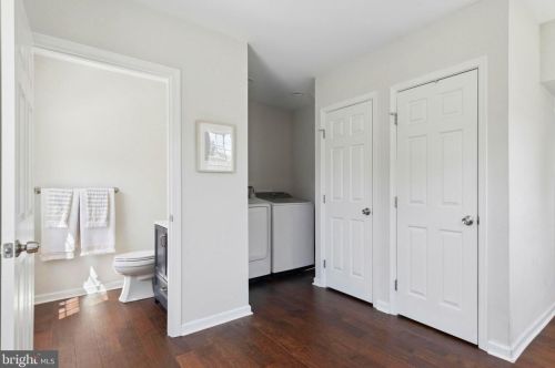 4205 Houghton St, Philadelphia PA  19128-1722 exterior