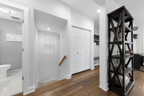 2505 Ainslie St, Chicago IL 60706-3457 exterior