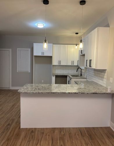 6015 Wolcott Ave, Chicago IL 60660-2315 exterior