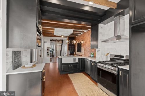 460 Queen St, Lancaster PA  17603-5618 exterior