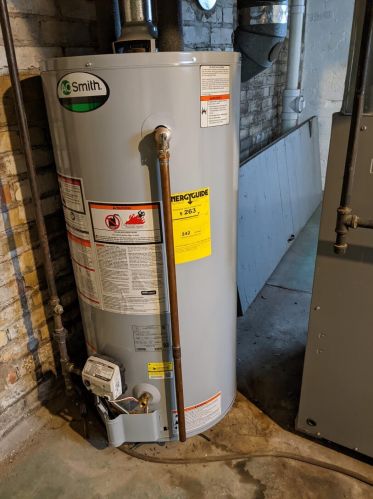 1611 Columbus St, Manitowoc WI 54220-5622 exterior