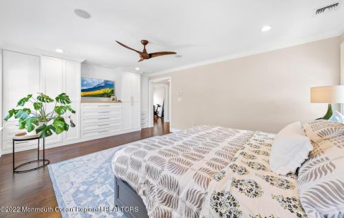 33 Park Ave, Locust NJ  07760-1523 exterior