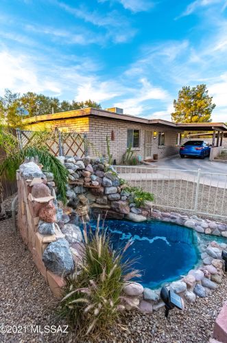 3720 Le Beaux Pl, Tucson, AZ 85730-3524