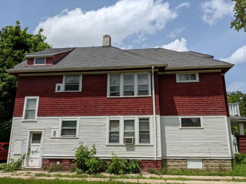 2533 Hubbard St, Milwaukee, WI 53212-2844