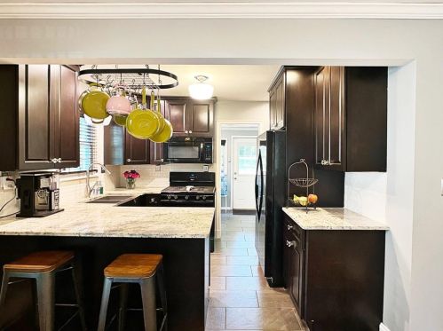 1901 Forrest Ave, Atlanta GA 30344-2768 exterior