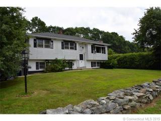 20 Foster St, Killingly, CT 06239-4116
