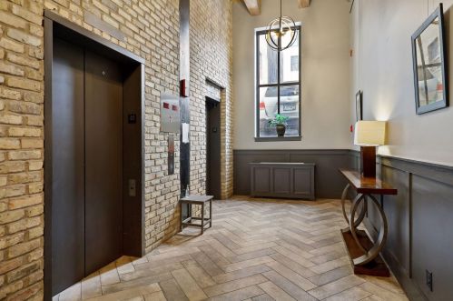 289 5th St, Saint Paul MN 55101-1904 exterior