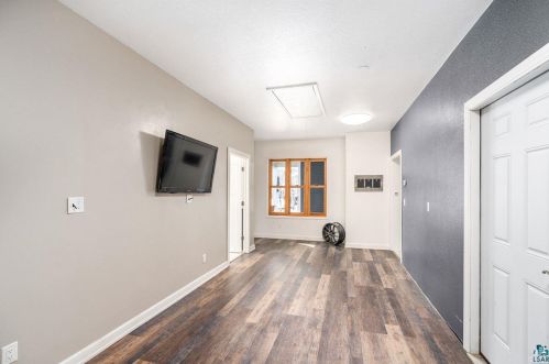 9127 Superior St, Duluth MN 55812-2139 exterior