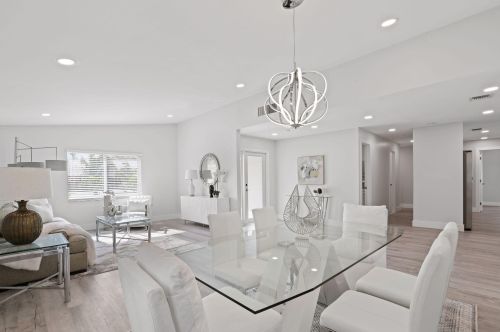 441 53rd St, Boca Raton FL  33487-3750 exterior