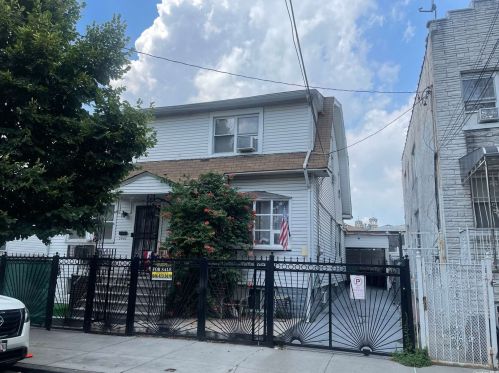 2409 Buck St, Bronx, NY 10461-2901