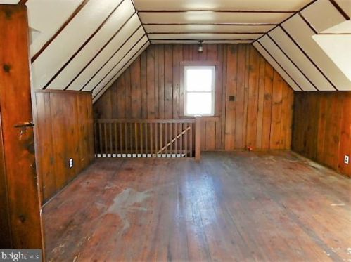 704 Quinton Ave, Trenton NJ 08629-2402 exterior