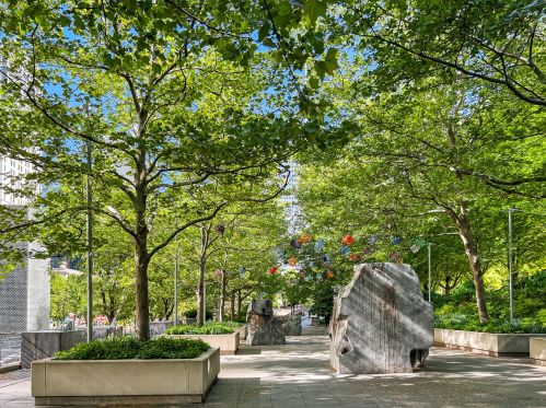 60 Monroe St, Chicago IL  60603-2758 exterior