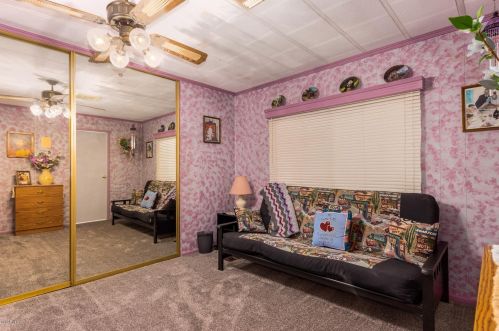 1609 Betty Elyse Ln, Phoenix AZ 85032-4297 exterior