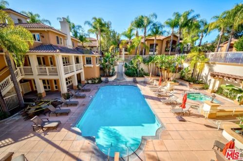 2960 Champion Way, Tustin CA  92782-1242 exterior