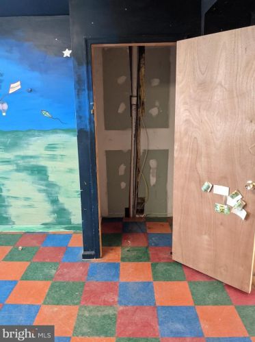 2029 Ellsworth St, Philadelphia PA 19146-3010 exterior