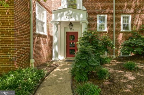 3895 Rodman St, Washington, DC 20016-2823