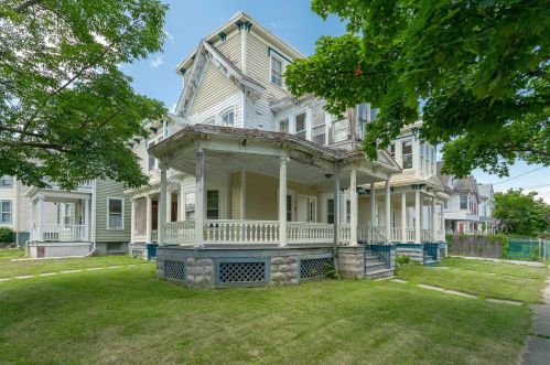 40 Virginia Ave, Poughkeepsie, NY 12601-4223