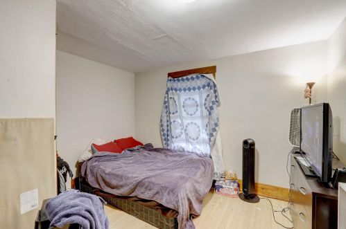 3375 98, Milwaukee WI 53222-3411 exterior