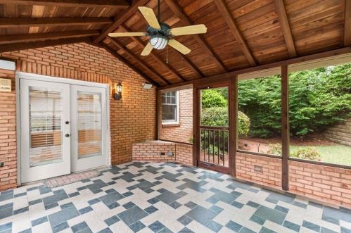 3955 Berkeley View Dr, Duluth GA 30096-3077 exterior