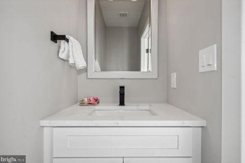 1312 Longfellow St, Washington DC  20011-3518 exterior