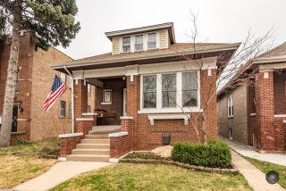 4053 Menard Ave, Chicago IL  60634-1708 exterior