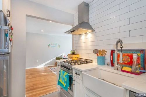 376 Claremont Ave, Montclair NJ  07042-1836 exterior