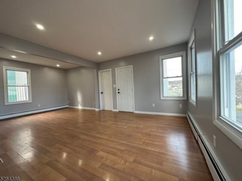 74 Doremus St, Paterson NJ  07522-3904 exterior