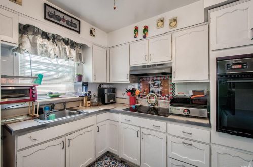 58 21 St, Huntington Station NY 11746-3259 exterior