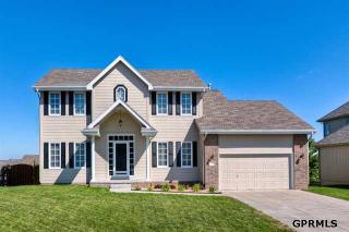 15208 Newport Ave, Omaha, NE 68116-4481