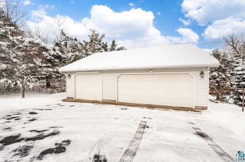 1929 Tyrol St, Duluth MN 55811-5333 exterior