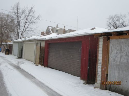 7152 Marshfield Ave, Chicago, IL 60636-3850