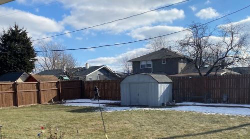 2100 Dartmoor Dr, Joliet, IL 60435-3313