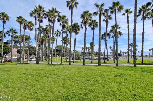 5441 Perkins Rd, Oxnard CA 93033-8833 exterior