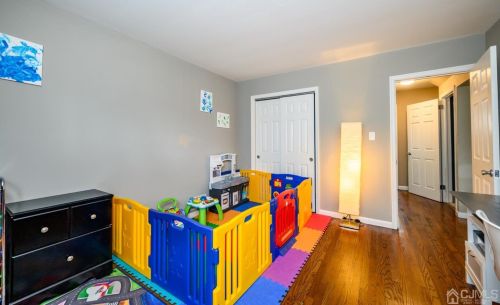 294 Austin Ave, Old Bridge NJ 08857-1205 exterior