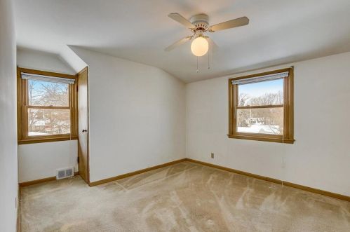 2529 70, Milwaukee WI 53223-2114 exterior