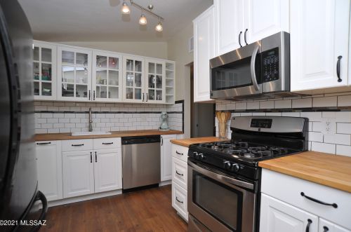 4445 17th St, Tucson AZ  85711-4802 exterior