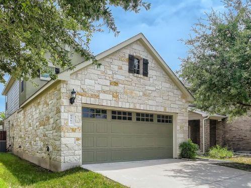 9961 Aly May Dr, Austin TX  78748-1406 exterior