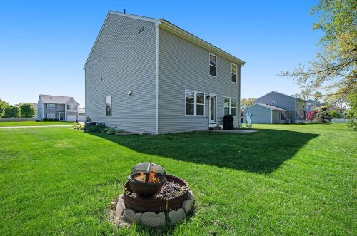 6906 Cypress Bay Dr, Kalamazoo MI 49009-7776 exterior