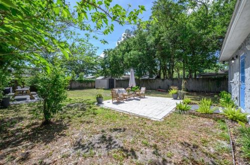 1507 33rd Ave, Tampa FL 33610-8136 exterior