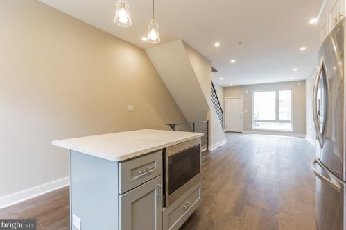 1508 Colorado St, Philadelphia PA 19145-2911 exterior