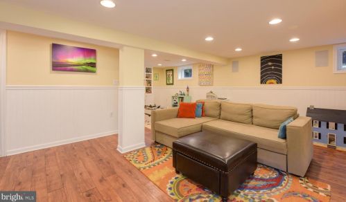 4433 1 St, Arlington VA 22204-1314 exterior